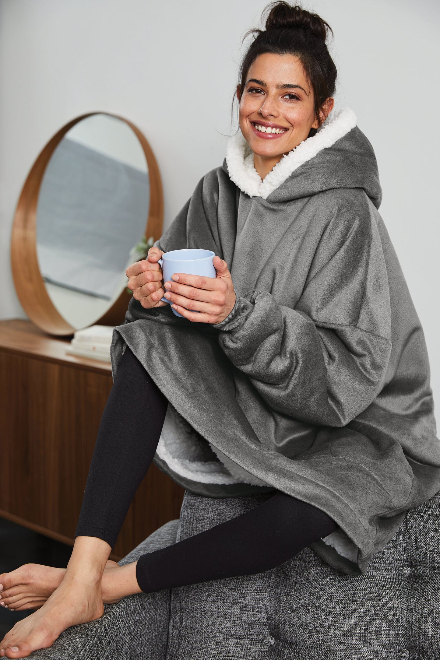 Personalized Wearable Sherpa Blanket Oversized with Pockets